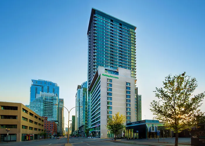 Holiday Inn & Suites - Centre-Ville Ouest By Ihg